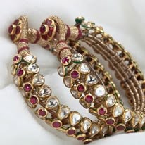 The Eternal Bond Gajra