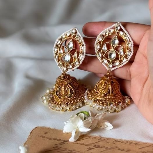 Noor-e-Zehra Jhumkas