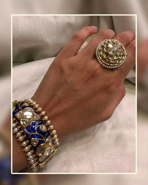 The Sultana Royale Kundan Set