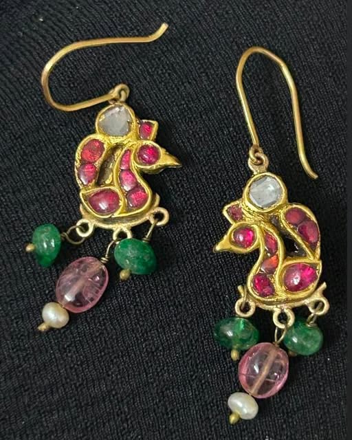 Gulnaaz Kundan Drops