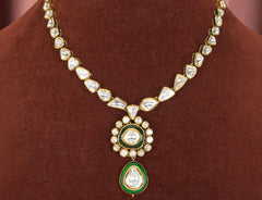 Simplicity Neckpiece