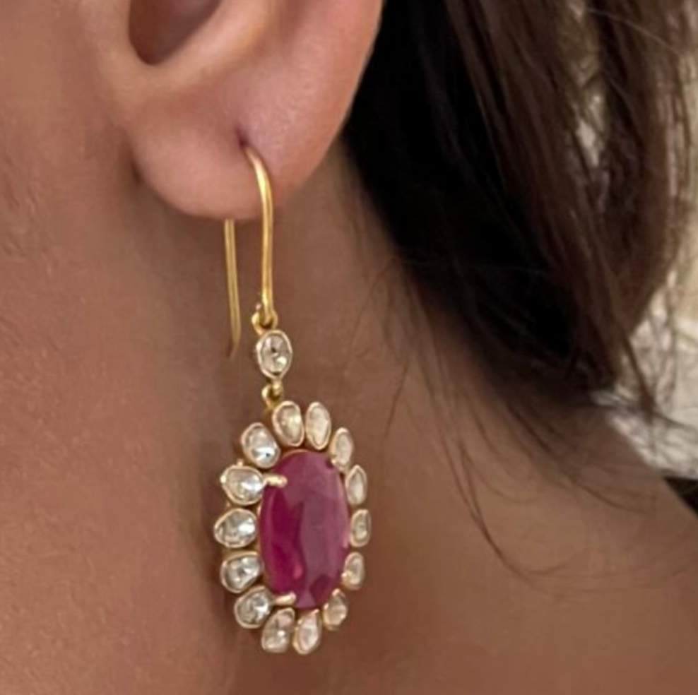 Barely Basic β For the girl who makes subtle look standout