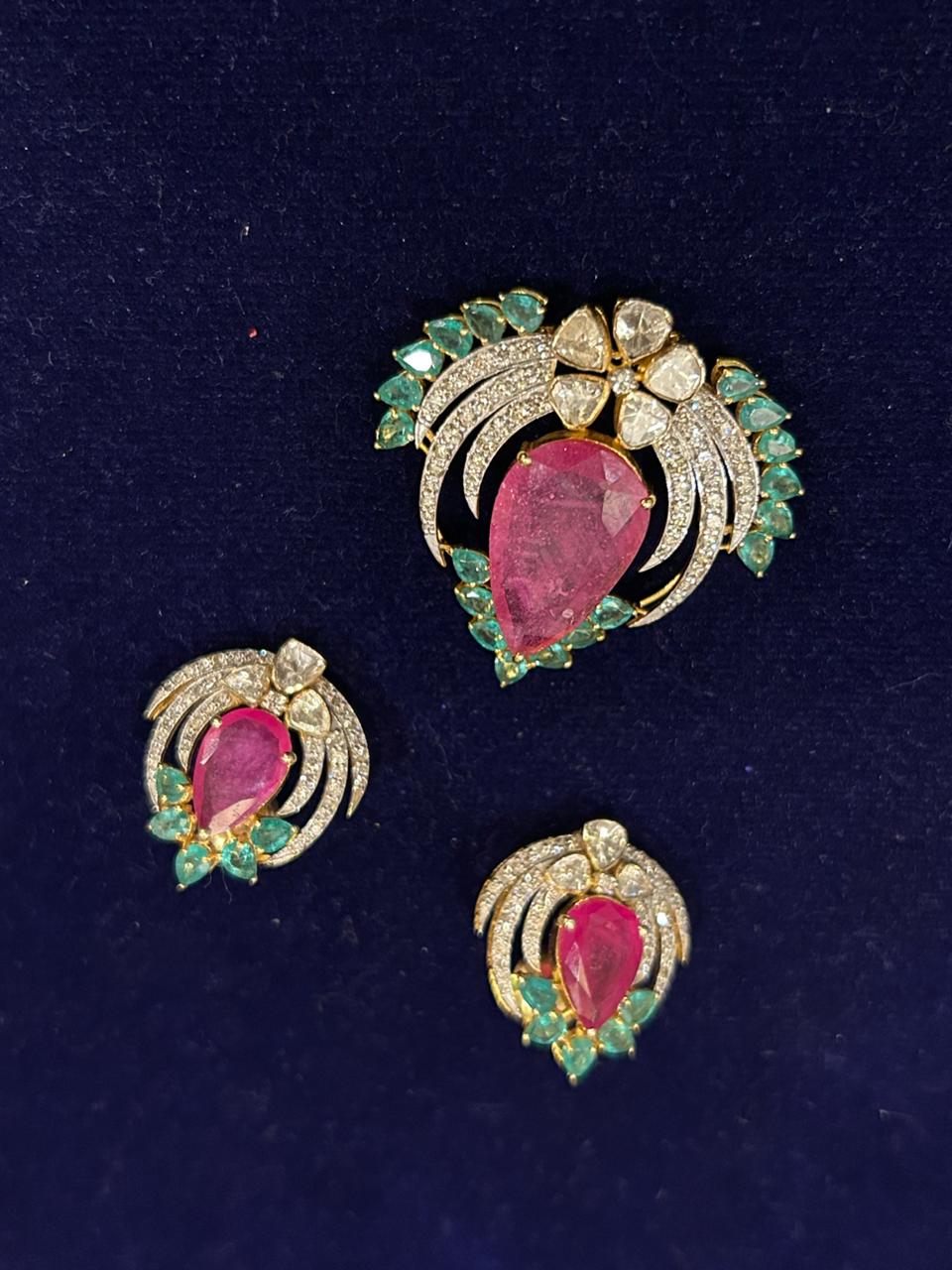 Aurelia Bloom Pendant Set