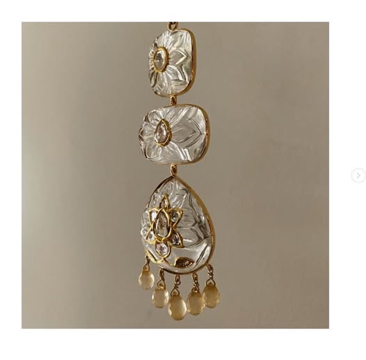 Sitara Lotus Pendant