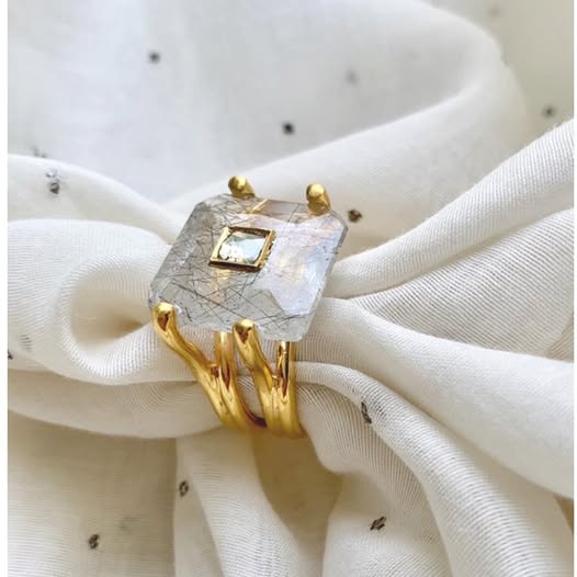 Noor-e-Afroz Ring