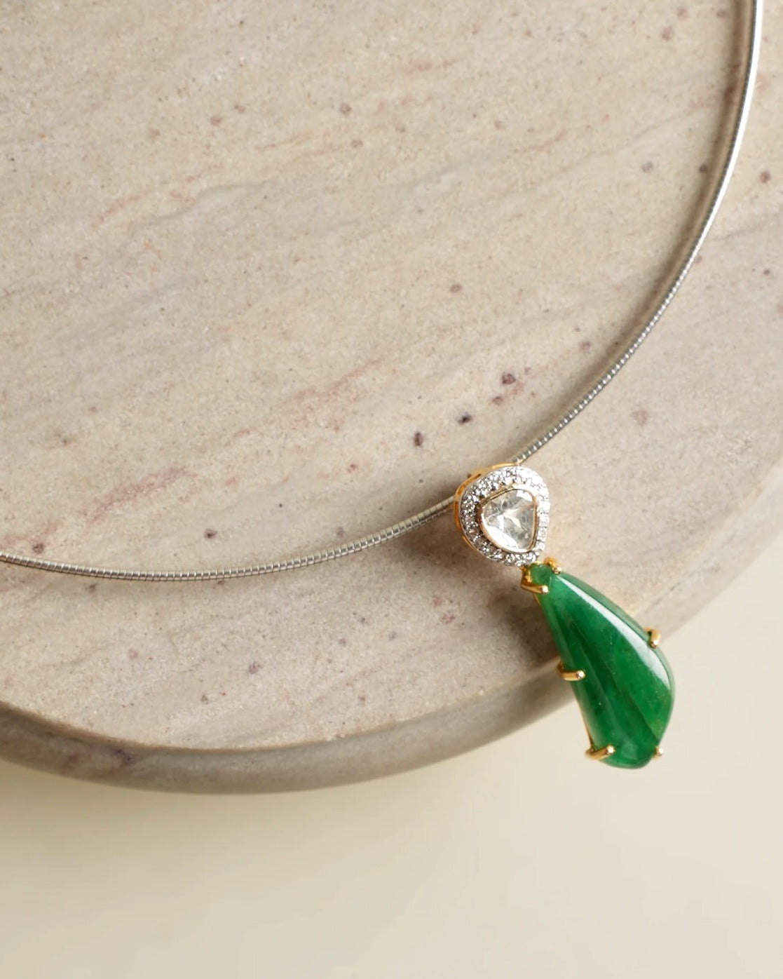 Verdant Majesty Pendant