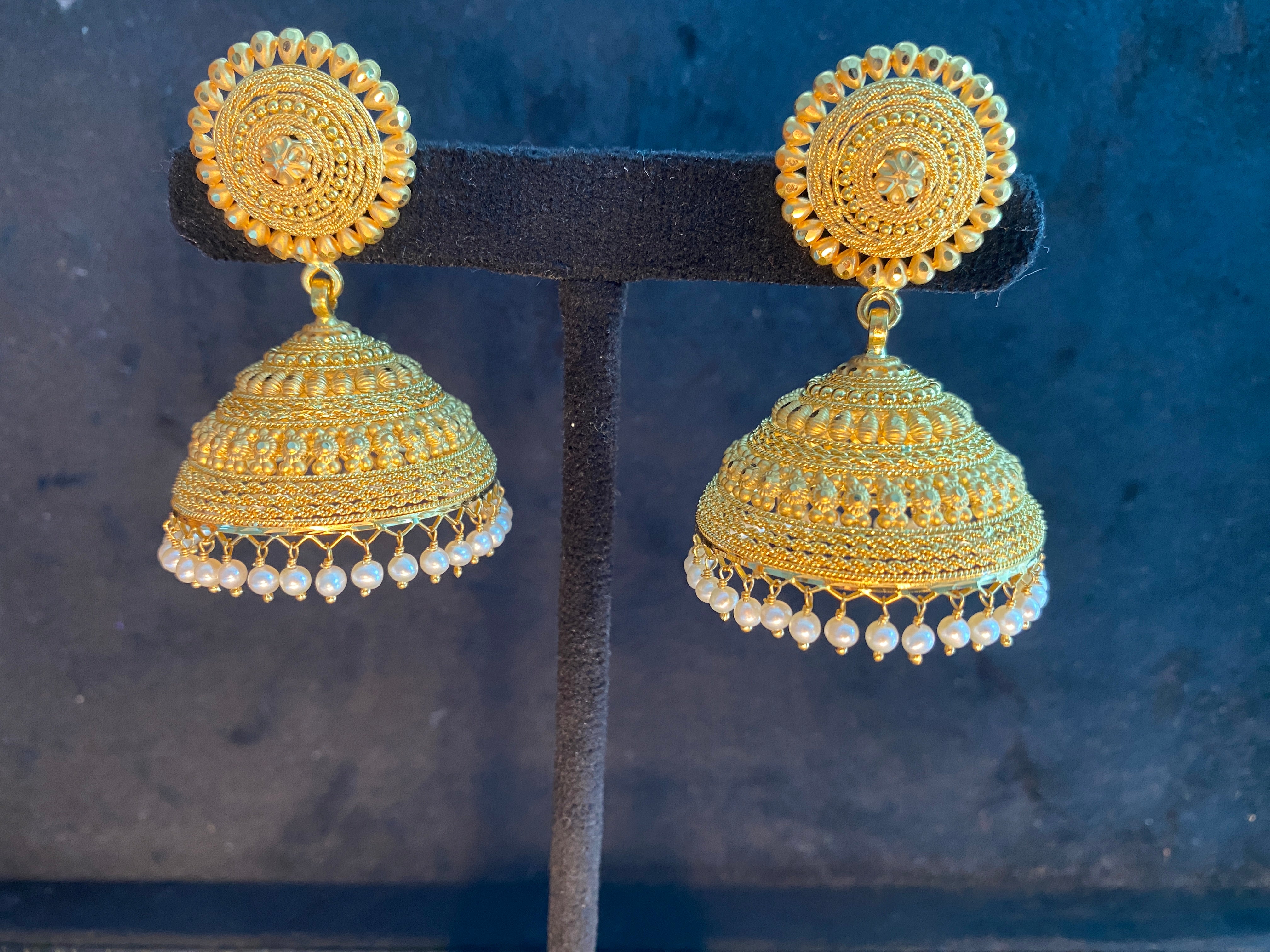Noor-e-Nazaakat Jhumkas