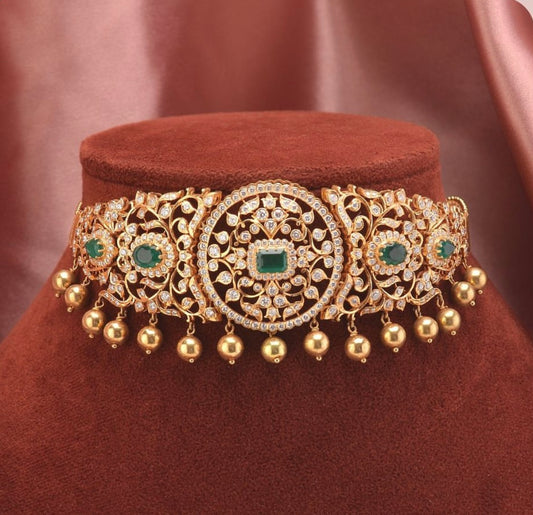 The Emerald stoned Choker