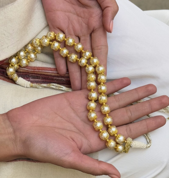 The Golden Globe Pearl Choker