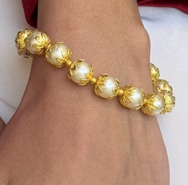 Golden Globe Bracelet or Anklet– Your Style, Your Way 💫
