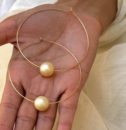 Pearlfect Hoops – Playful, pretty, and just right