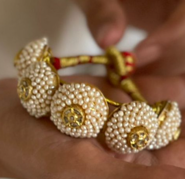 Sheherzaadi Pauchi – Timeless Elegance, Royal Vibes 👑