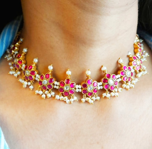 Zahra Blossom Choker