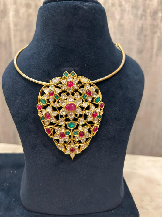 Rouge Élysian Neckpiece